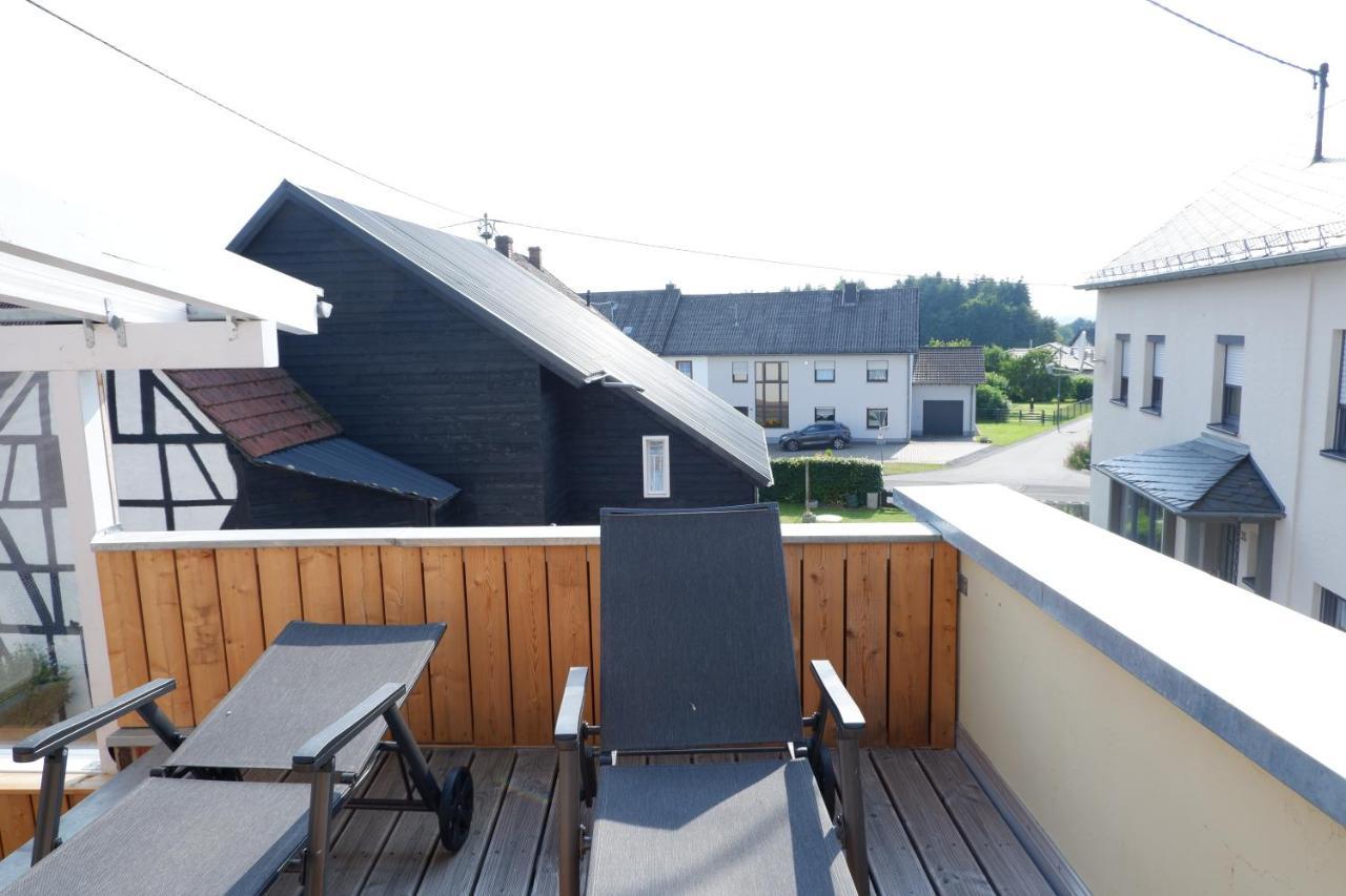 Ferienunterkunft Vulkaneifel - Baltes-Haus Brockscheid Exterior foto